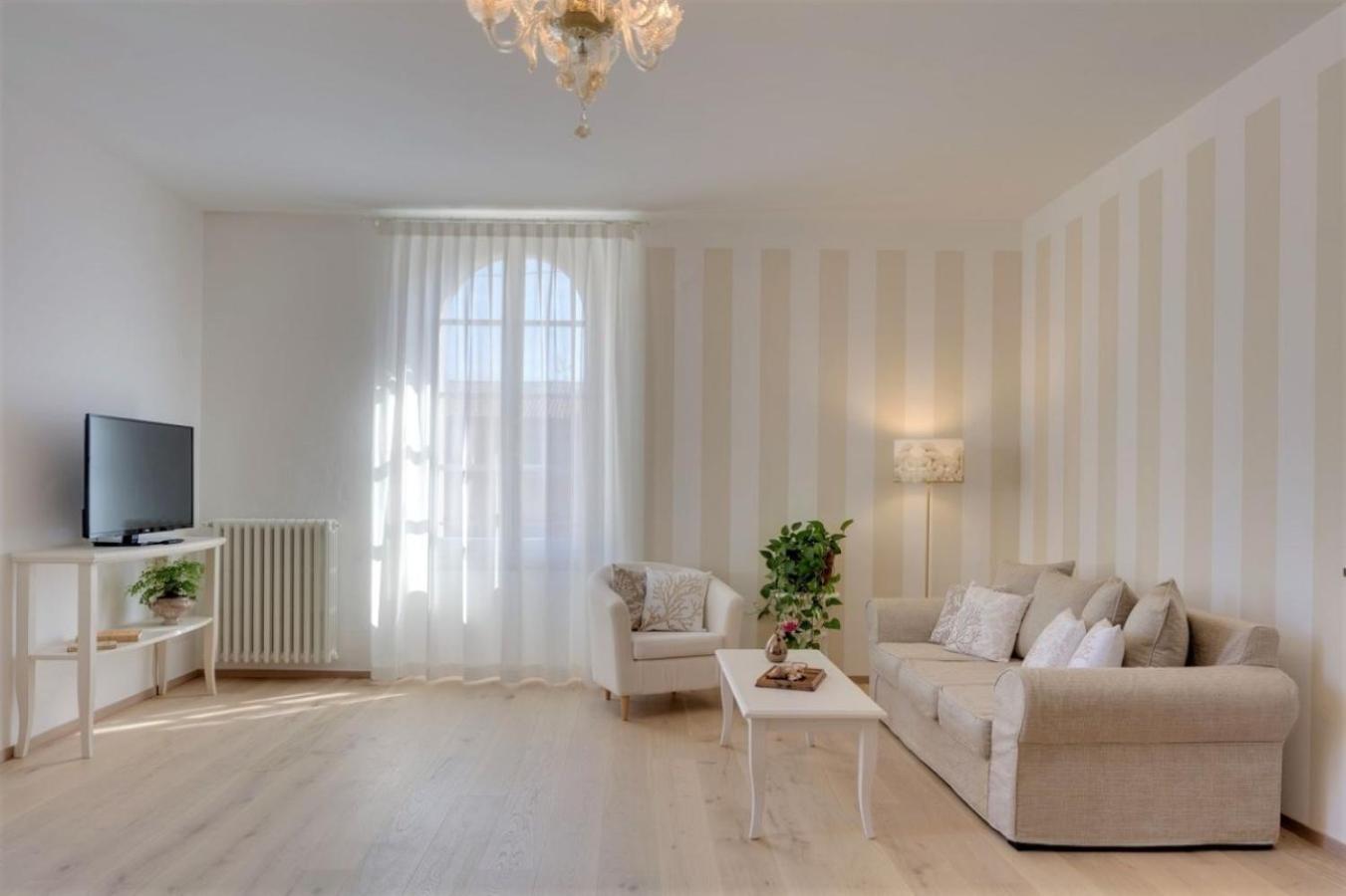 Rambaldi Apartments In Casa Nr 6 With Shared Terrace باردولينو المظهر الخارجي الصورة